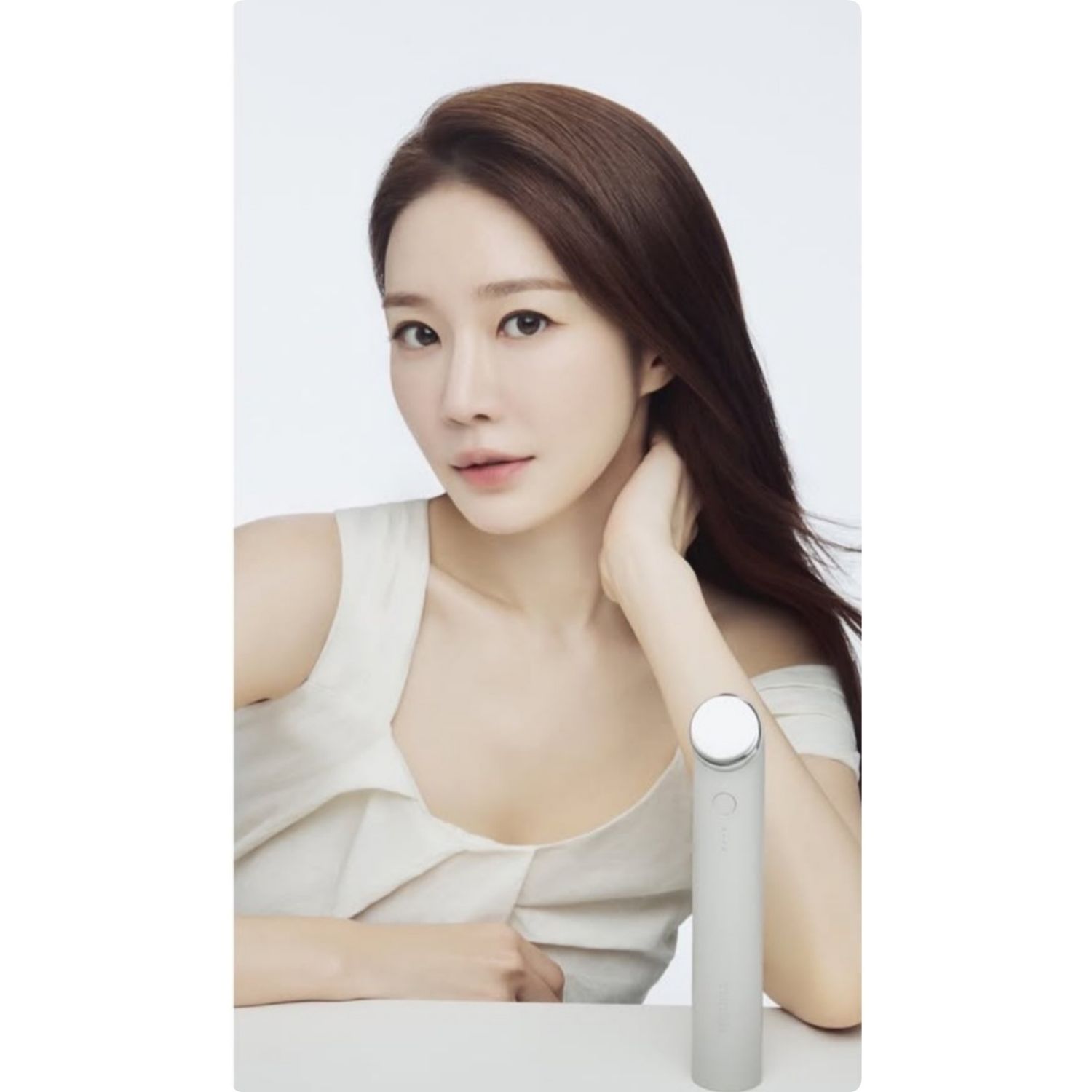 Behind-the-scenes cut of Yoo Inna