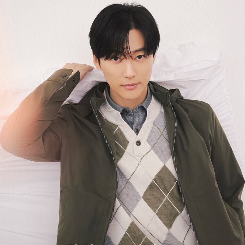 Latest photo of Namkoong Min