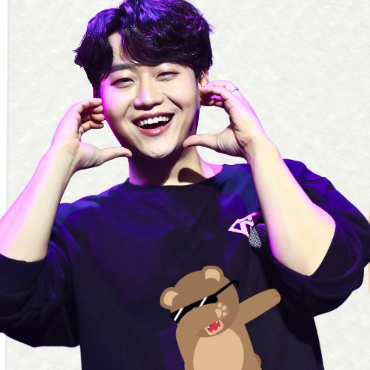 A moment captured by a fan of Min Soohyun