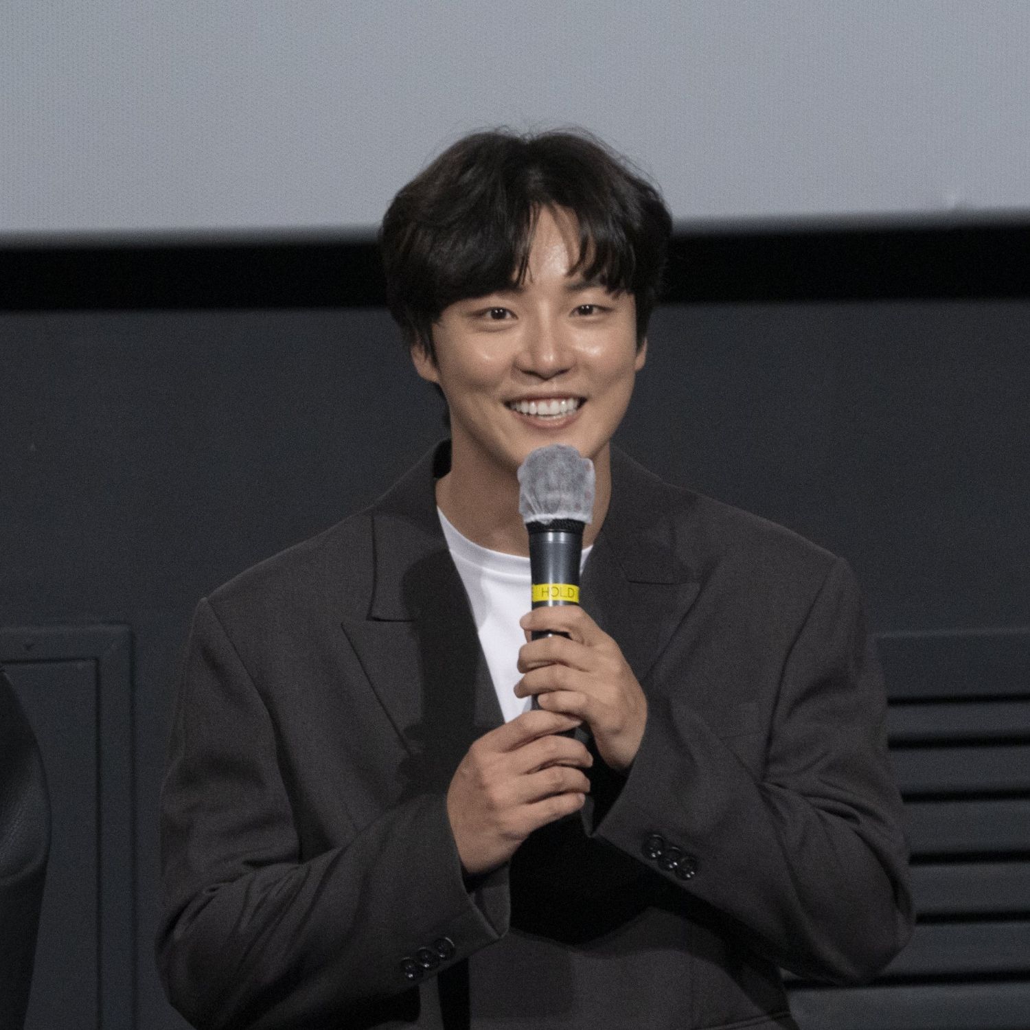 Recent activity shot of Yoon Shiyoon