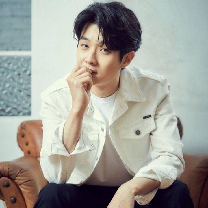 Recent activity shot of Choi Wooshik