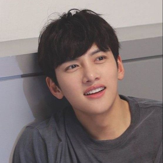Foto terbaru dari Ji Changwook