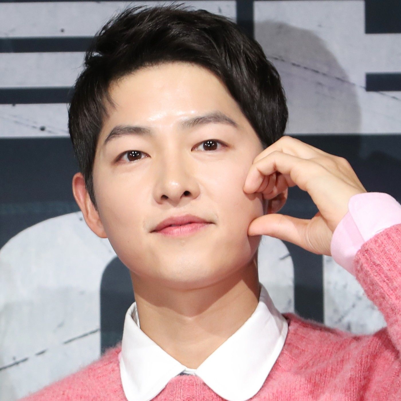 A moment captured by a fan of Song Joongki