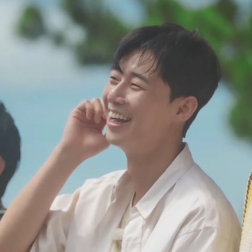 Latest photo of Park Seojoon