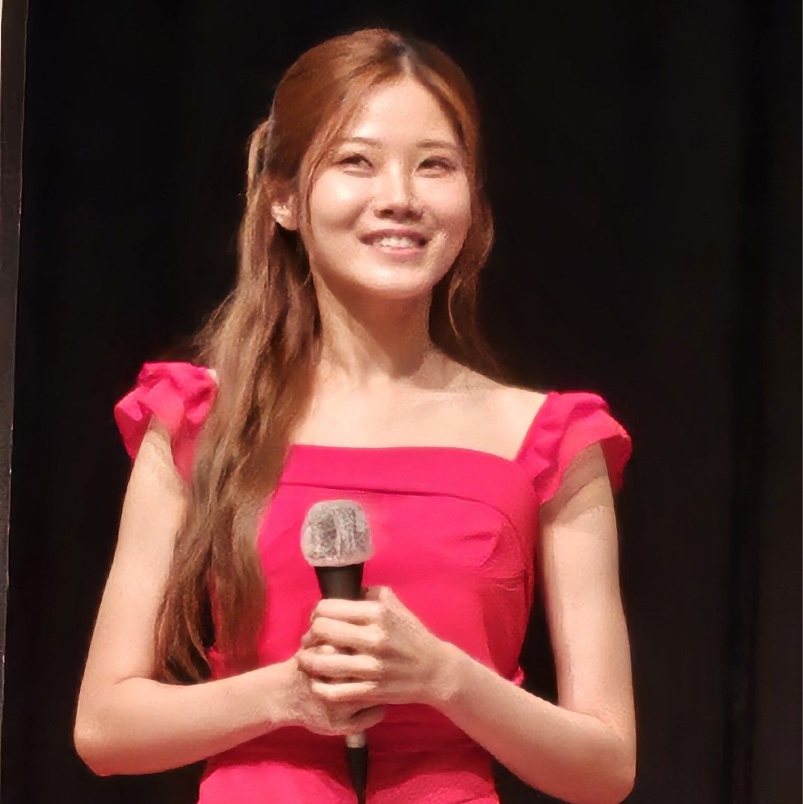 Bae Ahyeon的幕後花絮