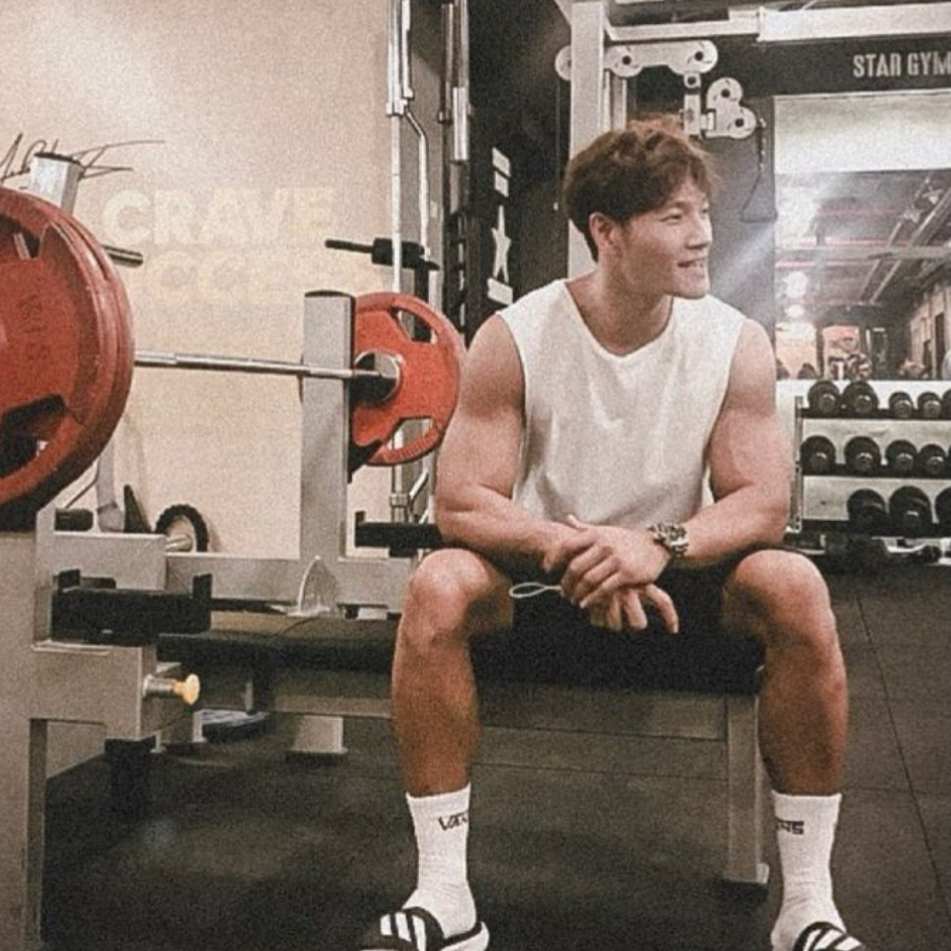 Latest photo of Kim Jongkook