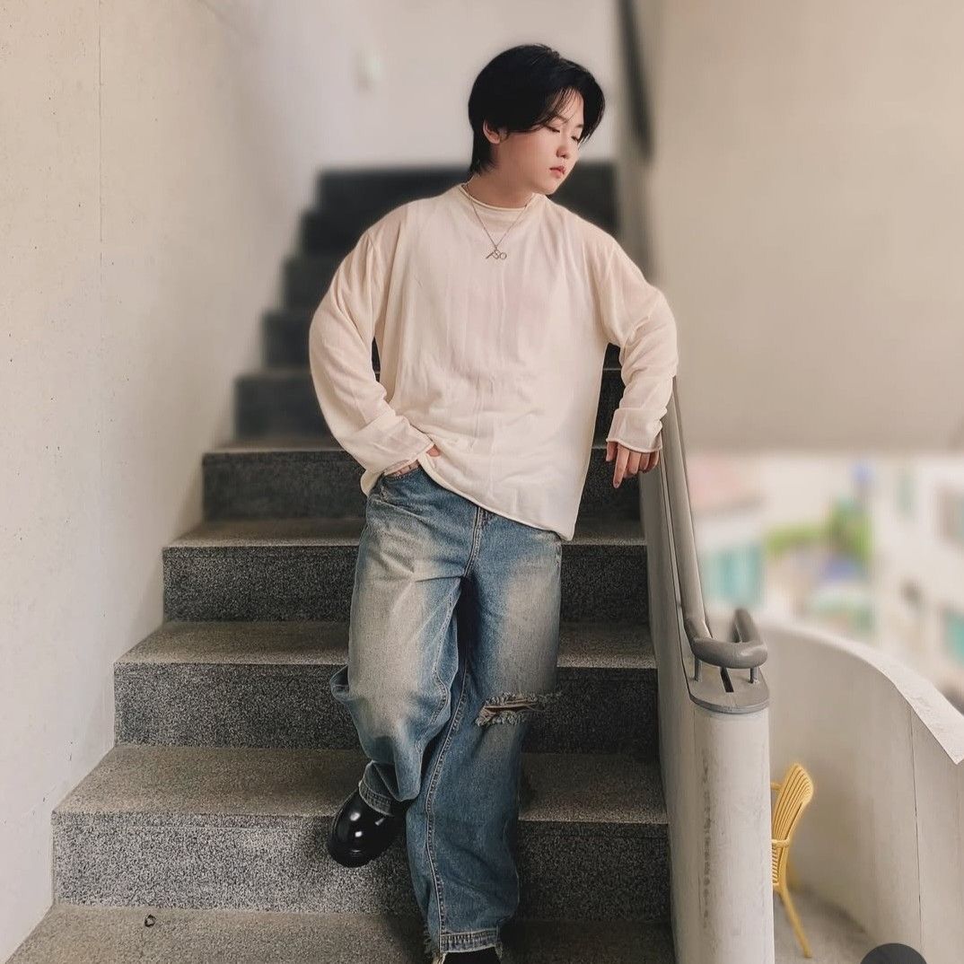 Behind-the-scenes cut of Park Sungon