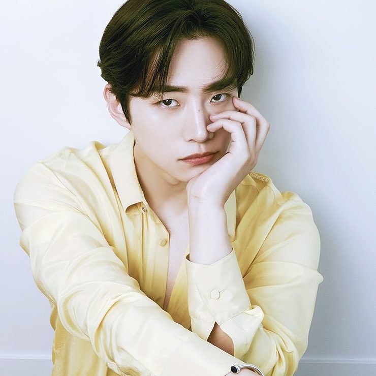Behind-the-scenes cut of Lee Junho