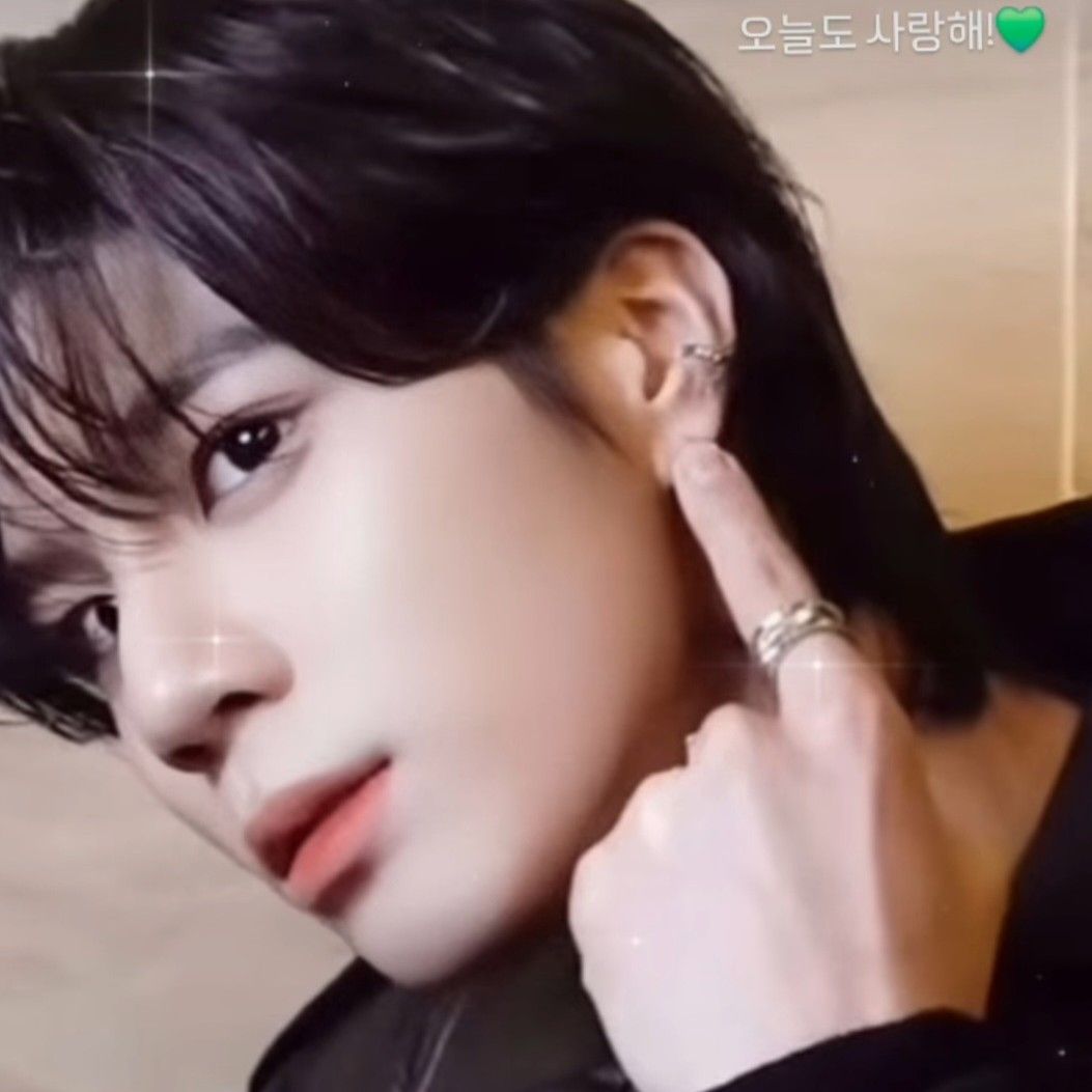 Cuplikan di balik layar dari Jeong Dongwon