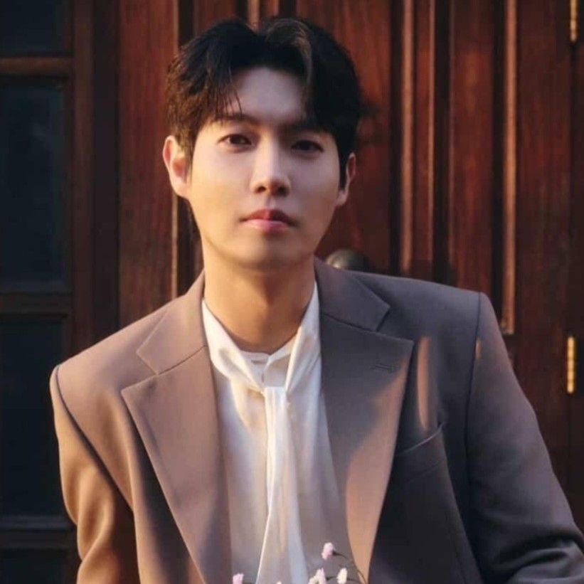 Behind-the-scenes cut of Son Taejin