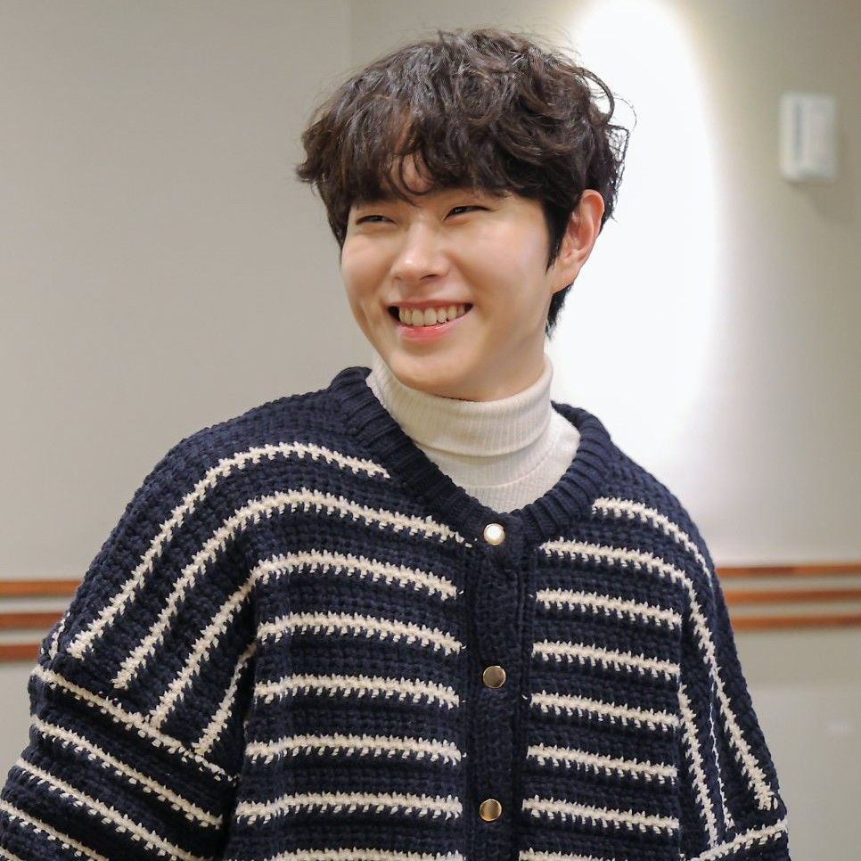 Recent activity shot of Lee Byeongchan