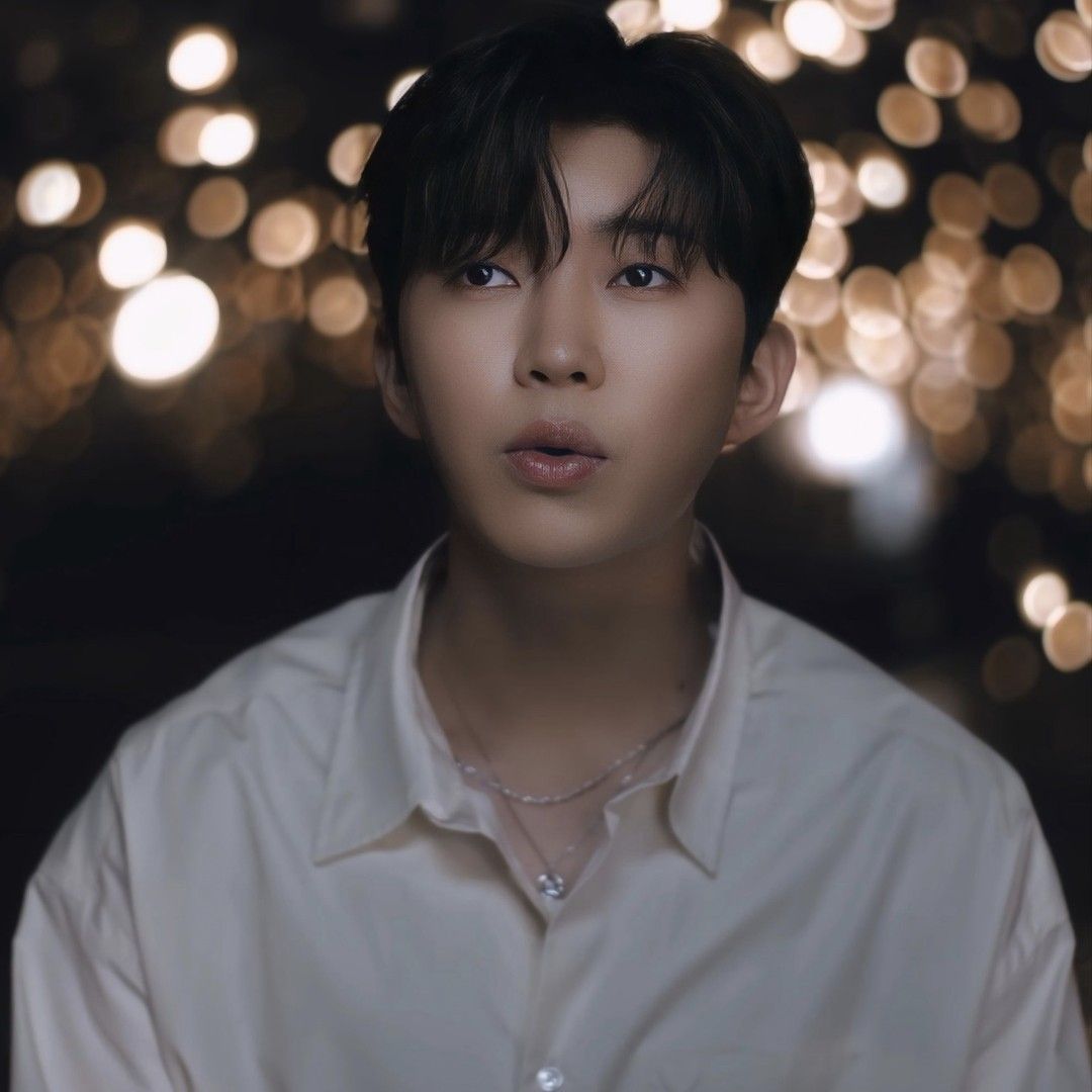 Recent activity shot of Lim Youngwoong