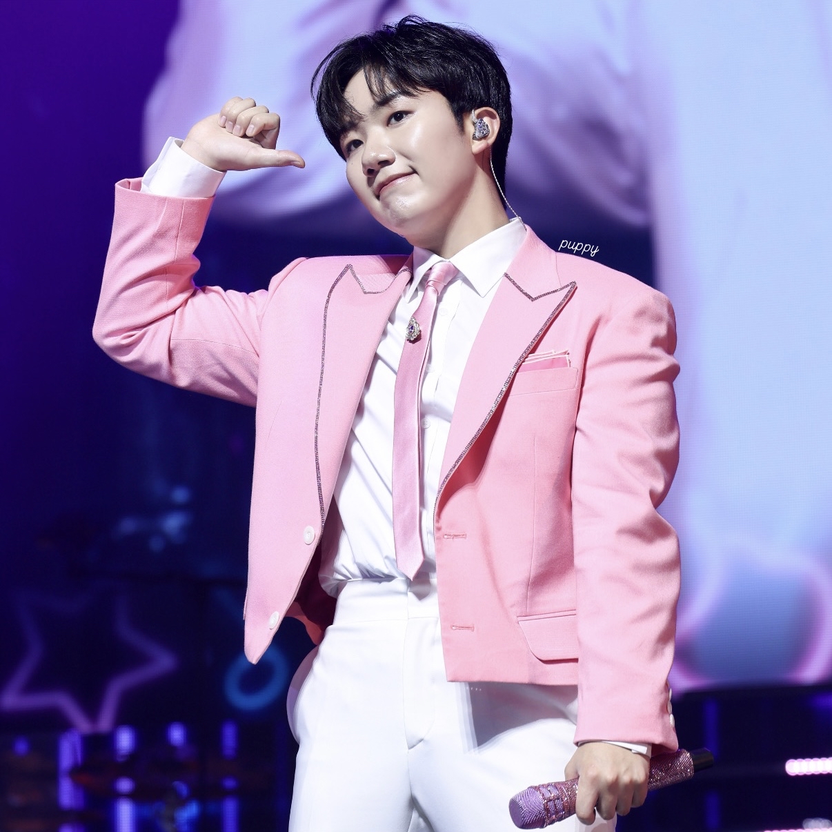 A moment captured by a fan of Nam Seungmin