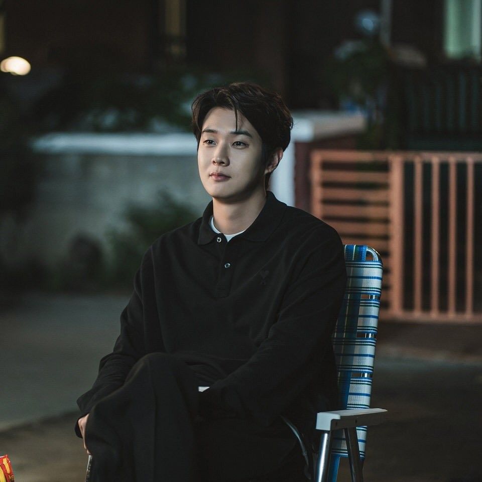 Behind-the-scenes cut of Choi Wooshik