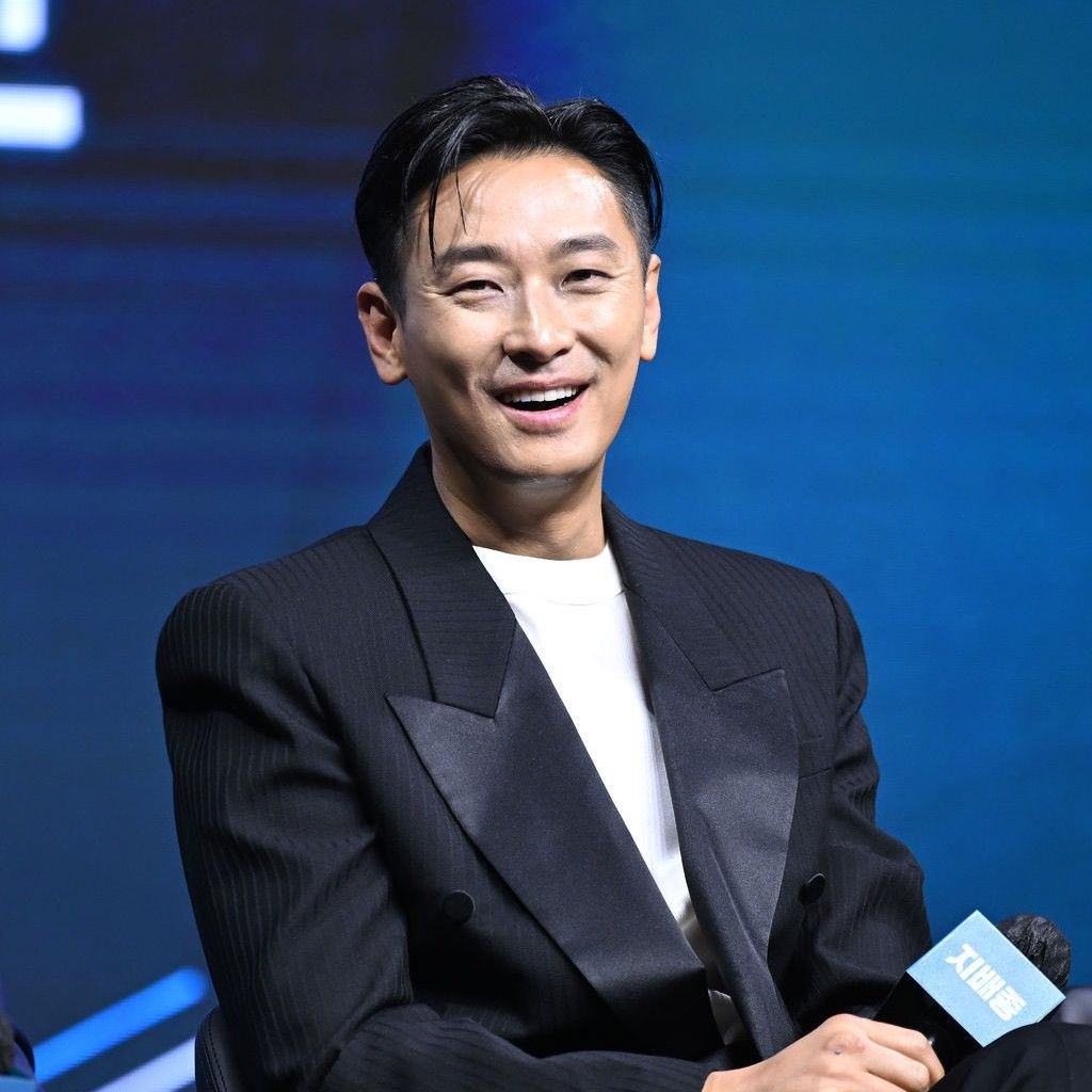 Recent activity shot of Joo Jihoon