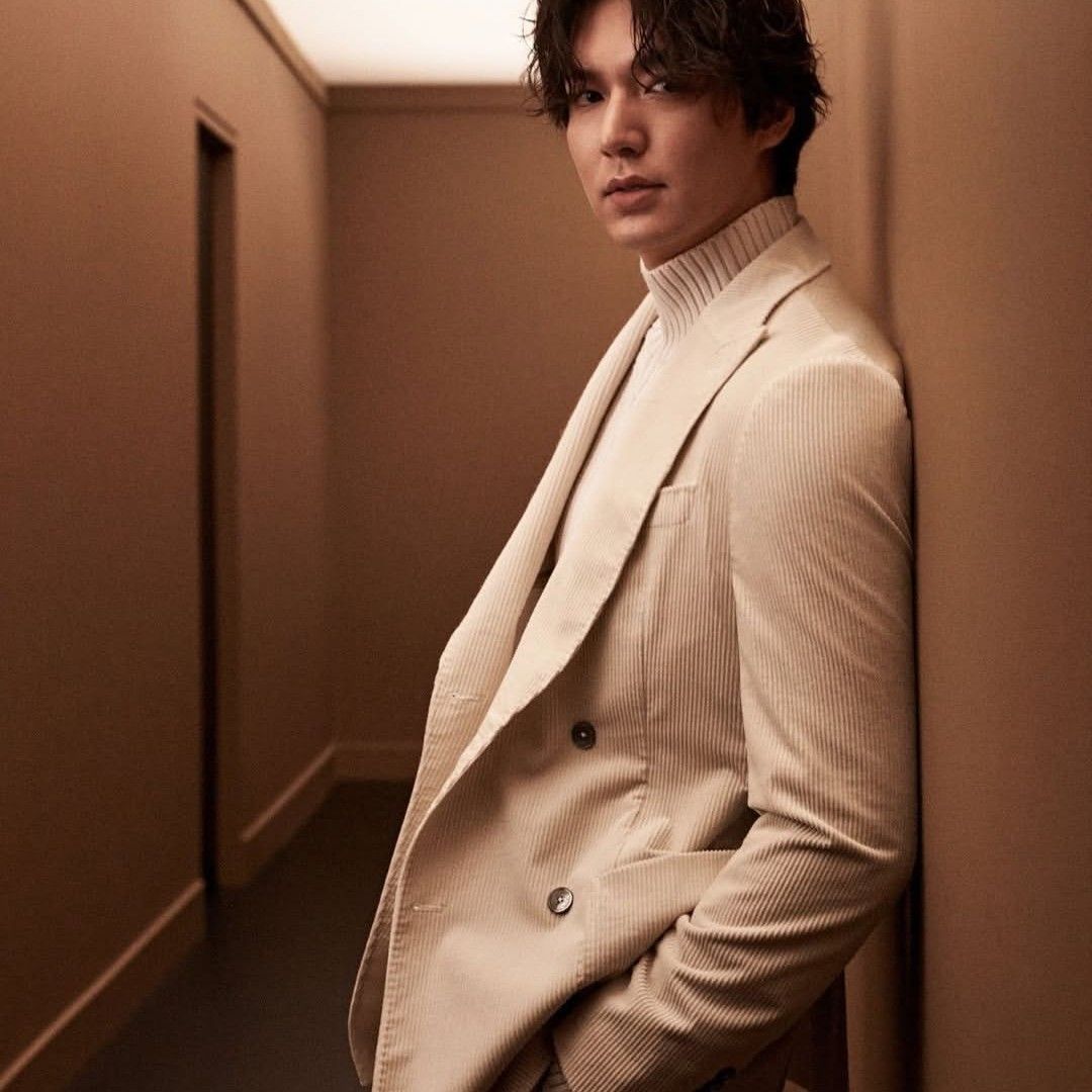 Recent activity shot of Lee Minho