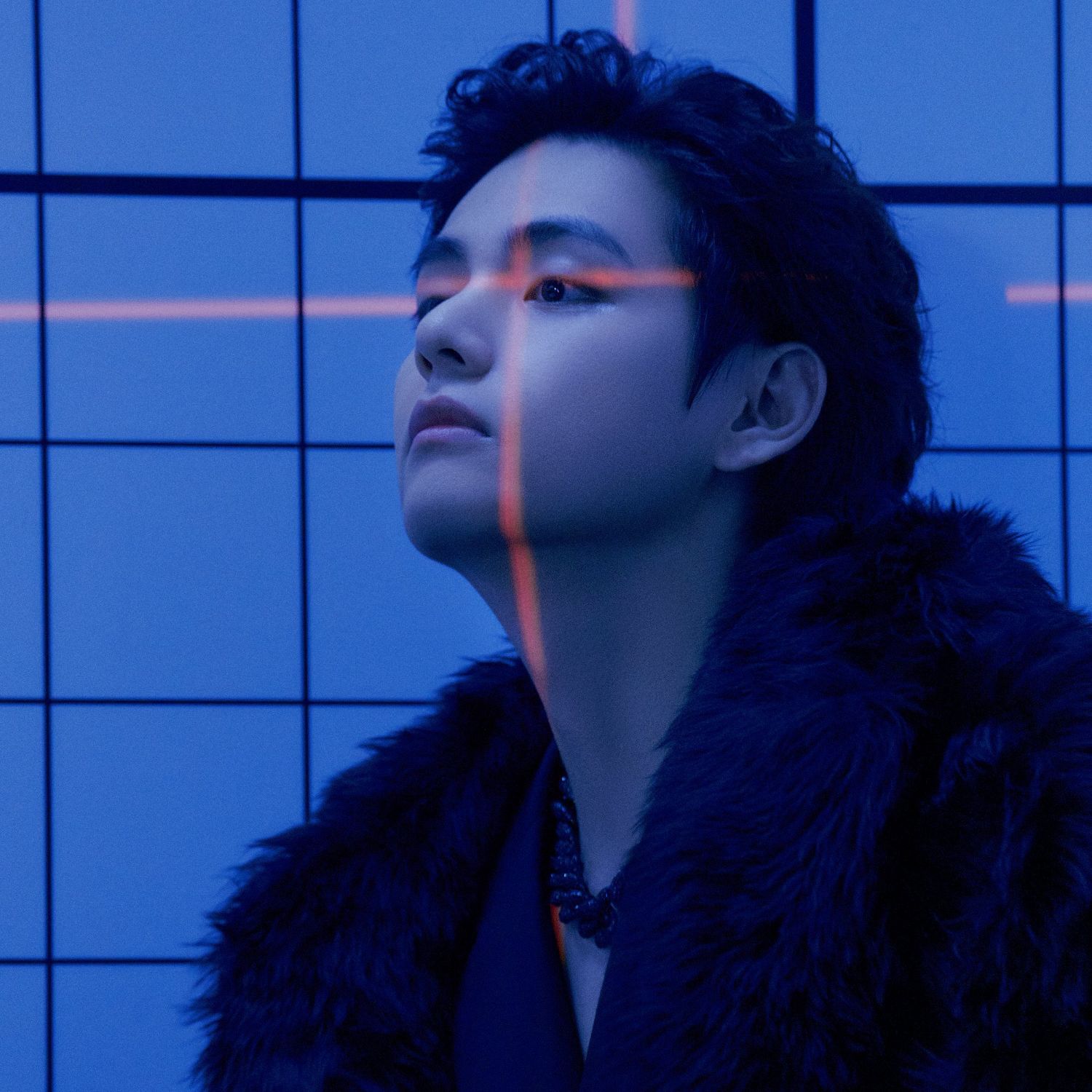 金泰亨 (V)的最新照片