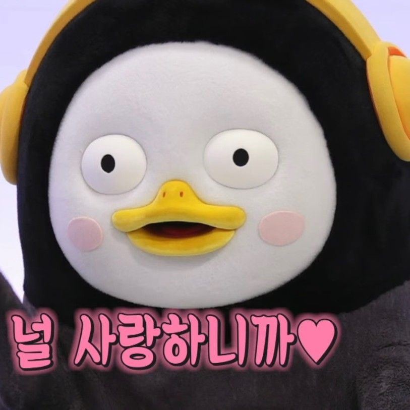 ペンスの最近の活動ショット