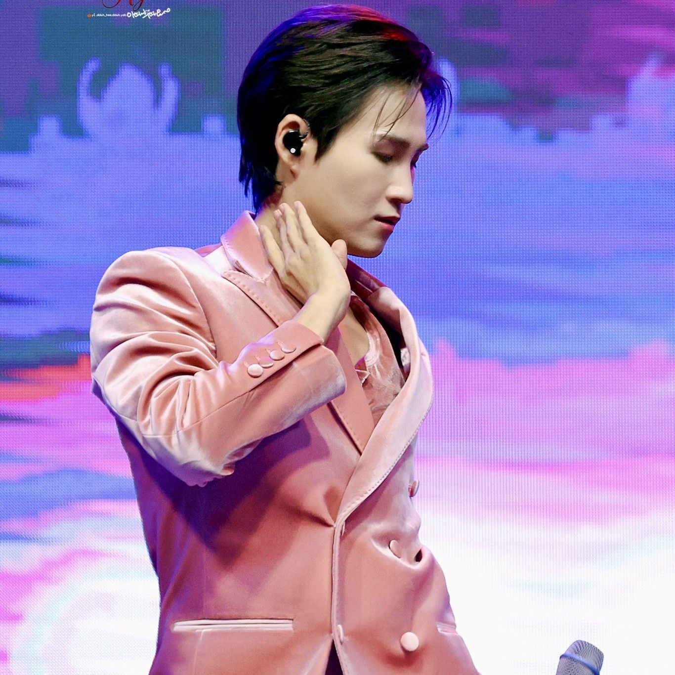 キム・ヒジェのビハインドカット