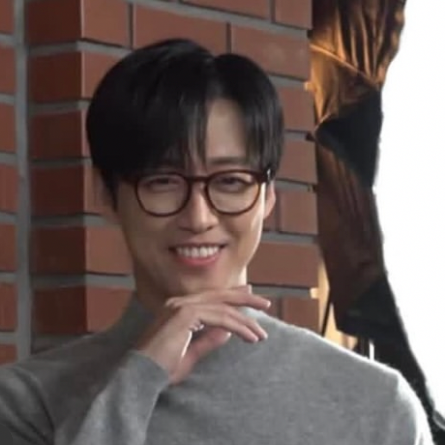 Latest photo of Namkoong Min