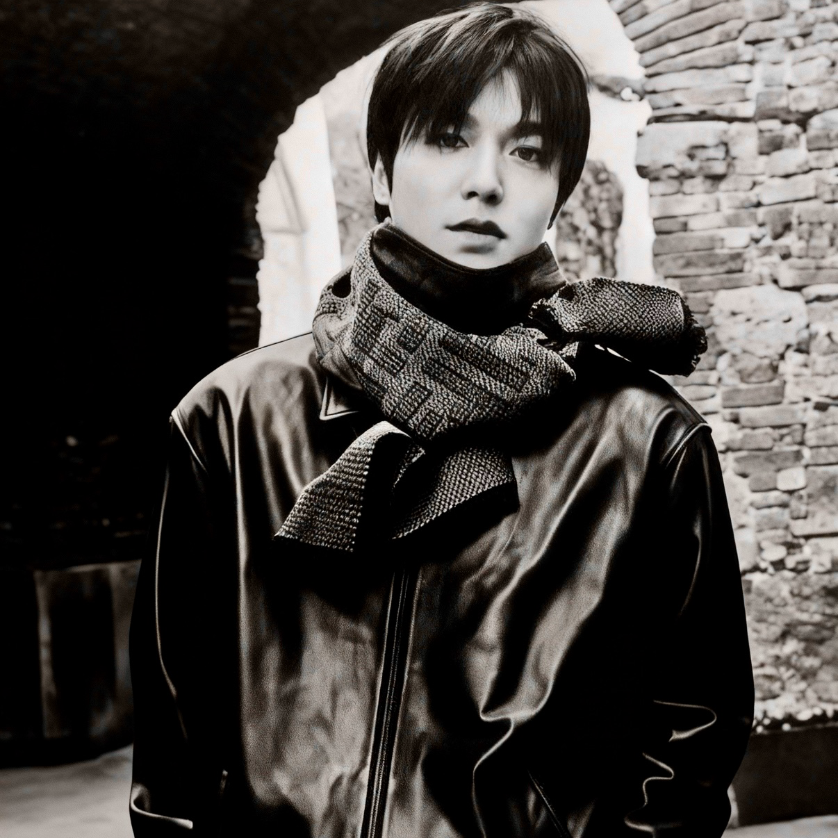 イ・ミンホのビハインドカット