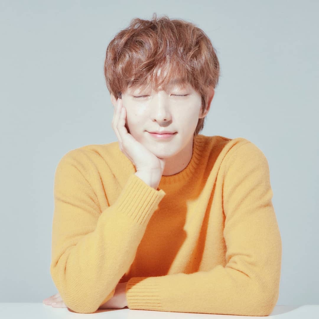 Behind-the-scenes cut of Lee Joongi