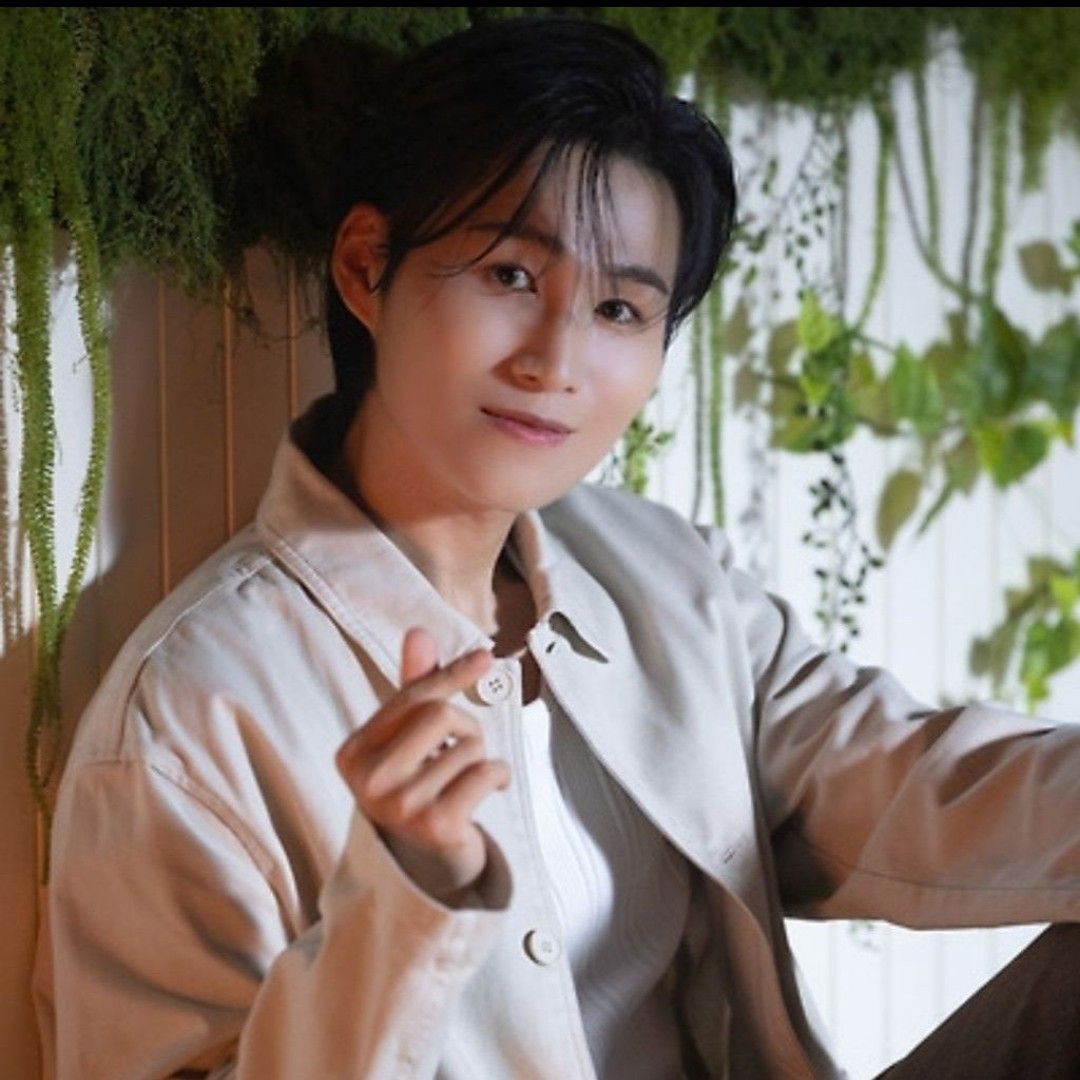 金熙栽的最新照片