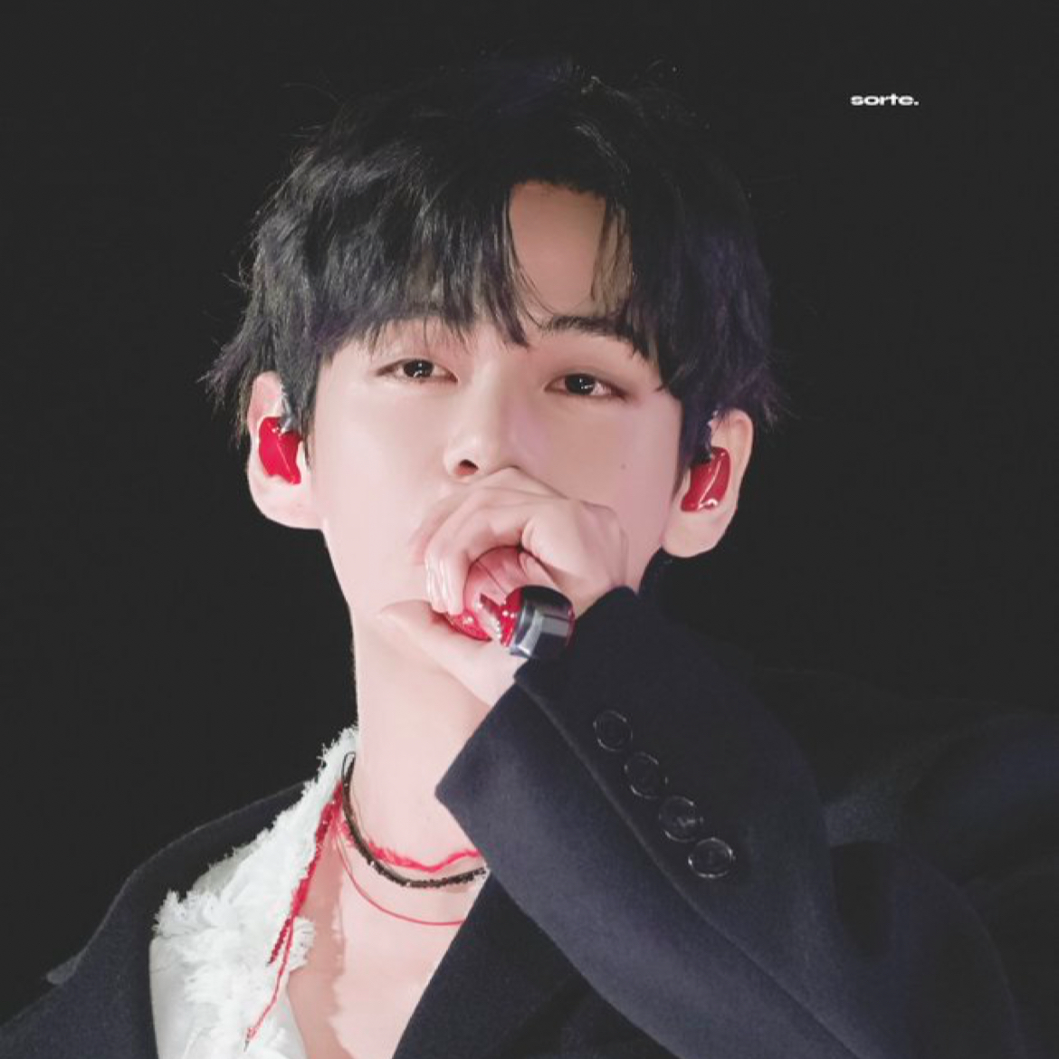 Behind-the-scenes cut of Kim Taehyung (V)