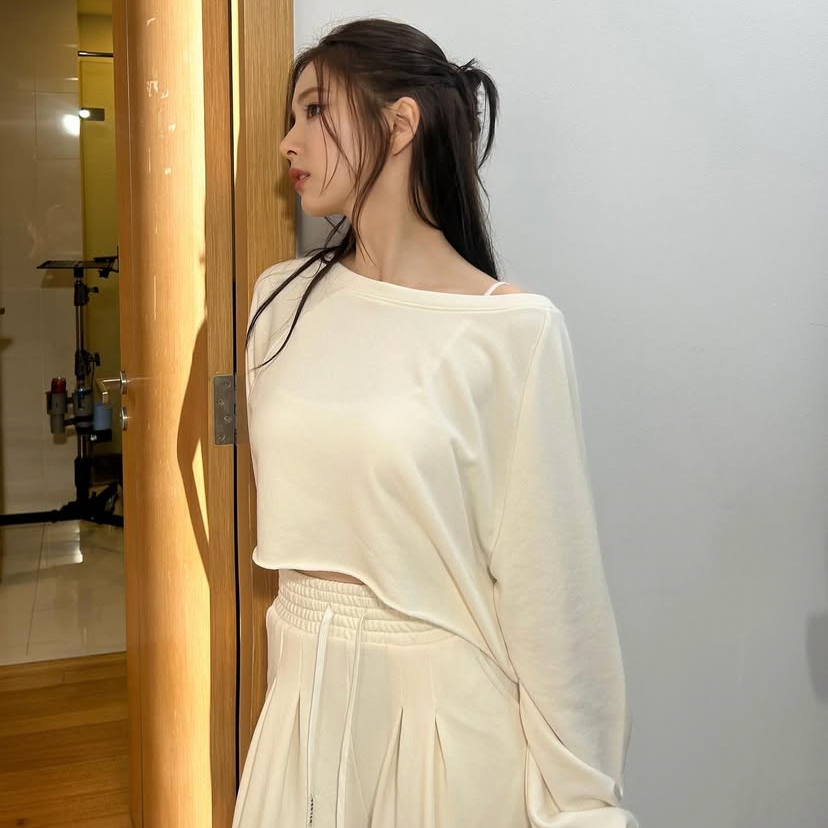 Behind-the-scenes cut of Shin Sekyung