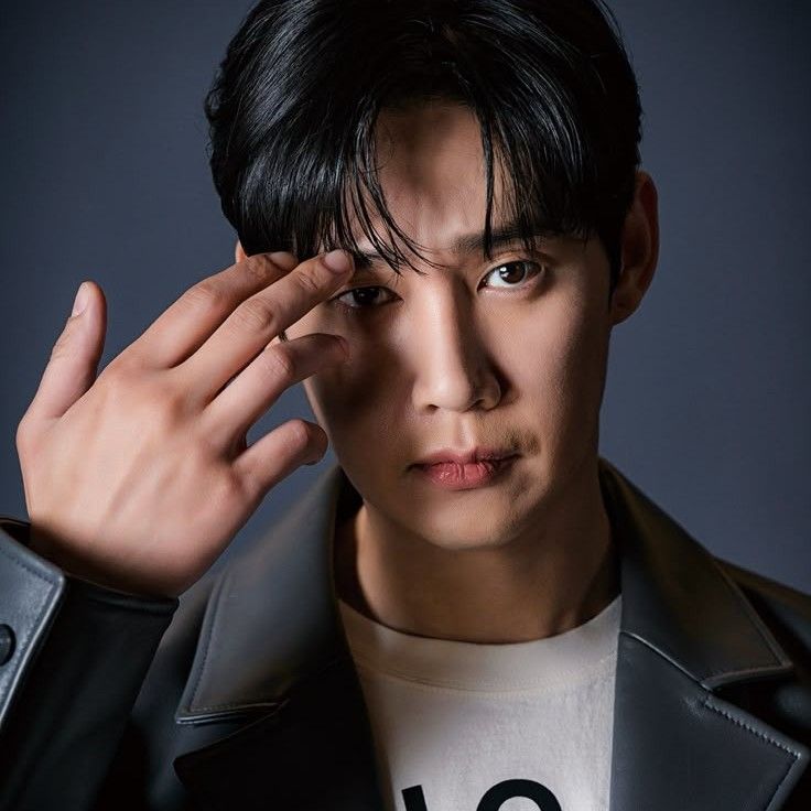 Behind-the-scenes cut of Park Sunghoon