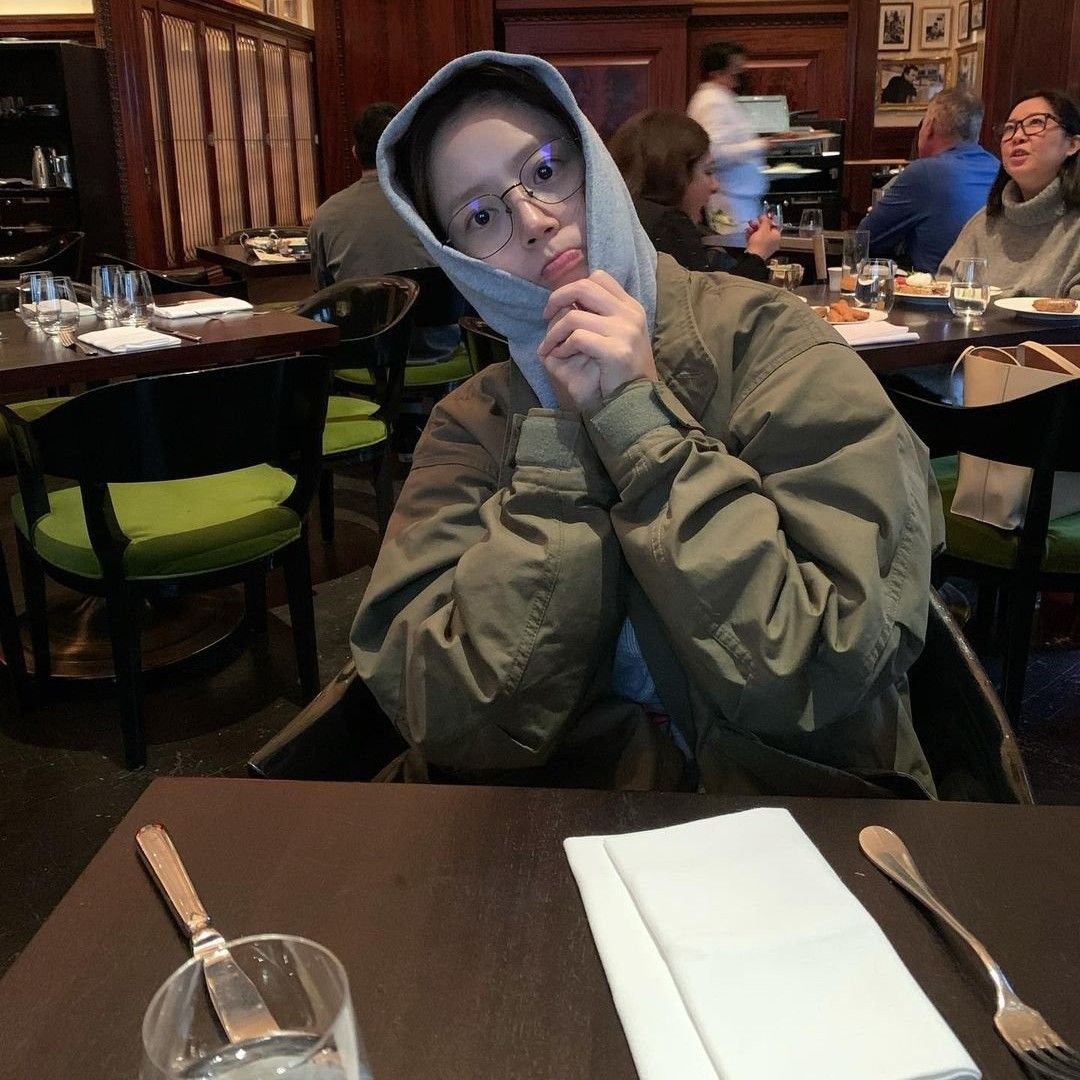 A moment captured by a fan of Moon Chaewon