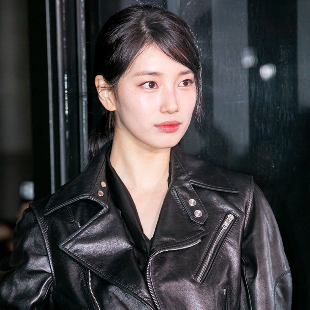 A moment captured by a fan of Bae Suzy
