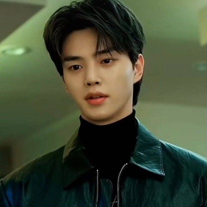 Behind-the-scenes cut of Song Kang