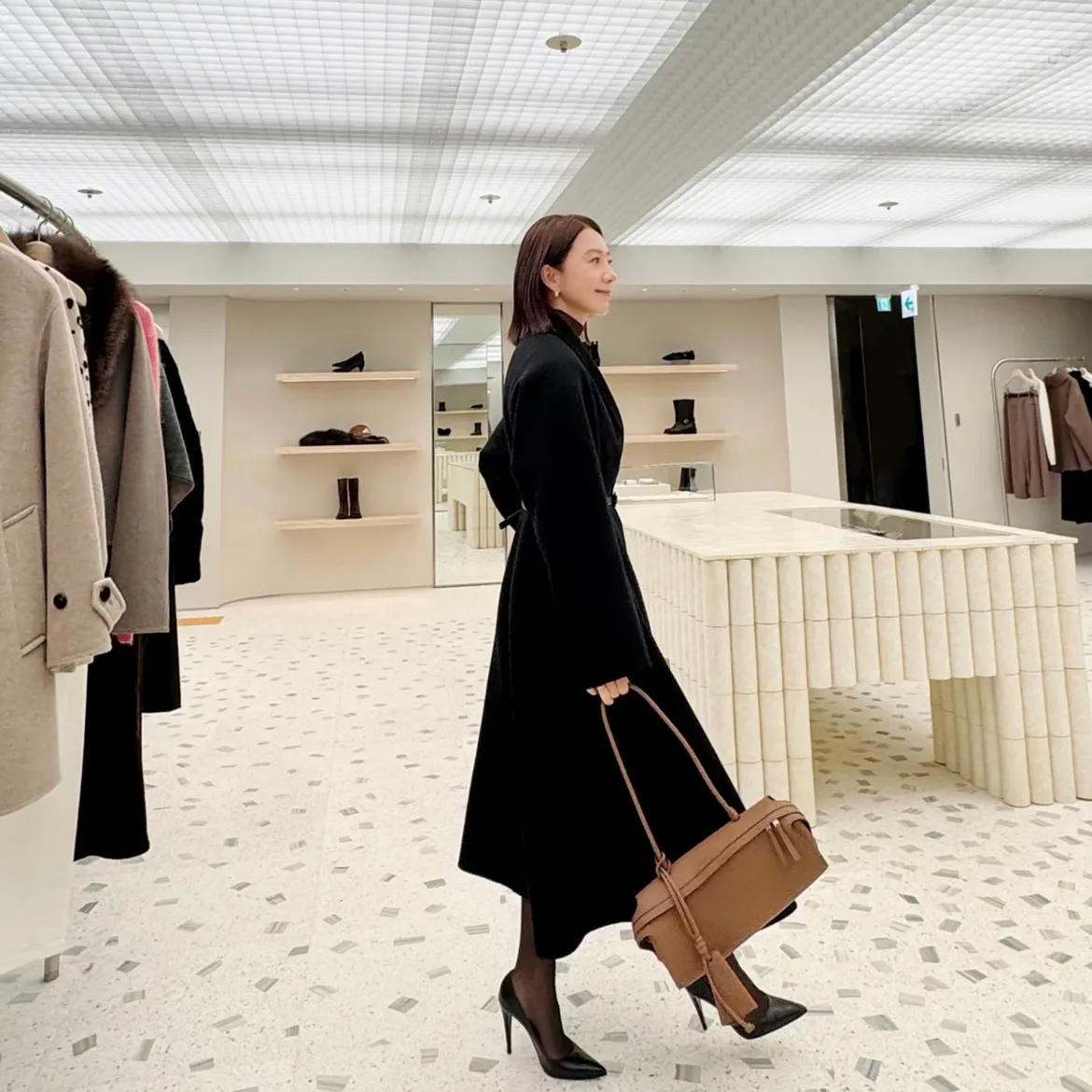 A moment captured by a fan of Kim Heeae