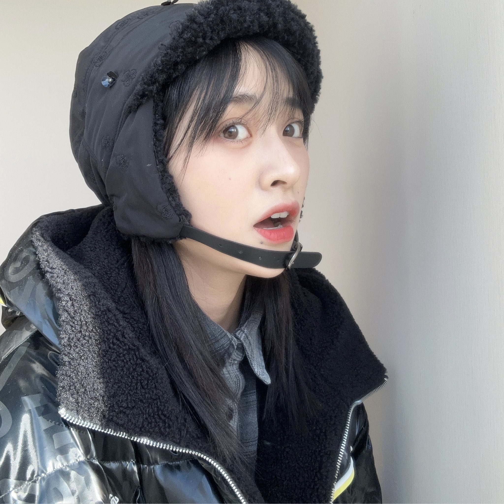Behind-the-scenes cut of Shen Yue