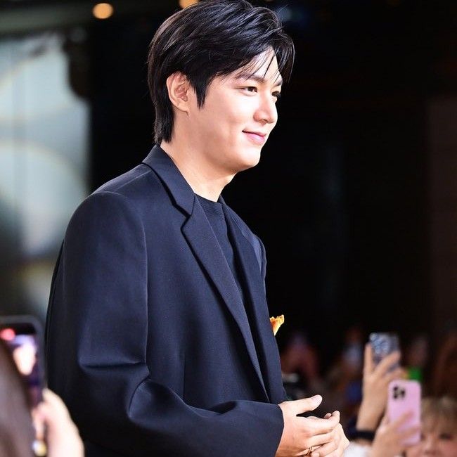 Recent activity shot of Lee Minho