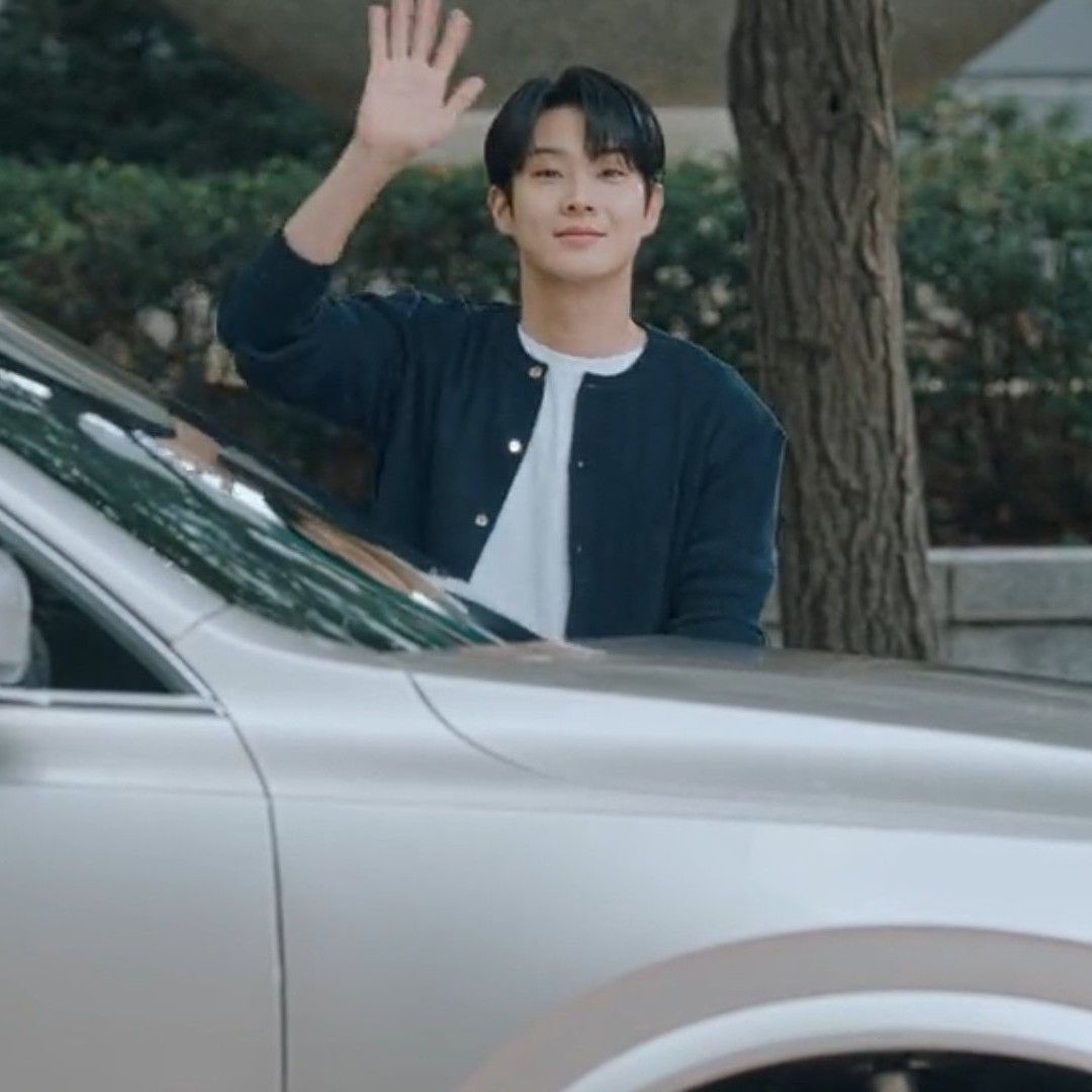 Behind-the-scenes cut of Choi Wooshik