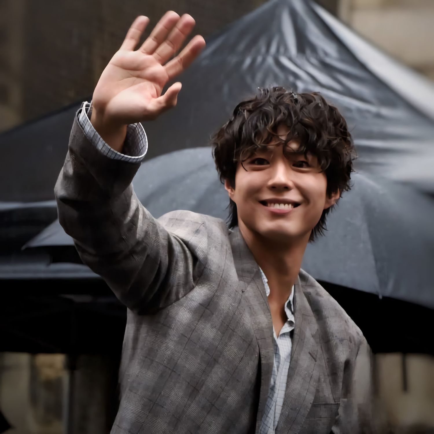 Recent activity shot of Park Bogum