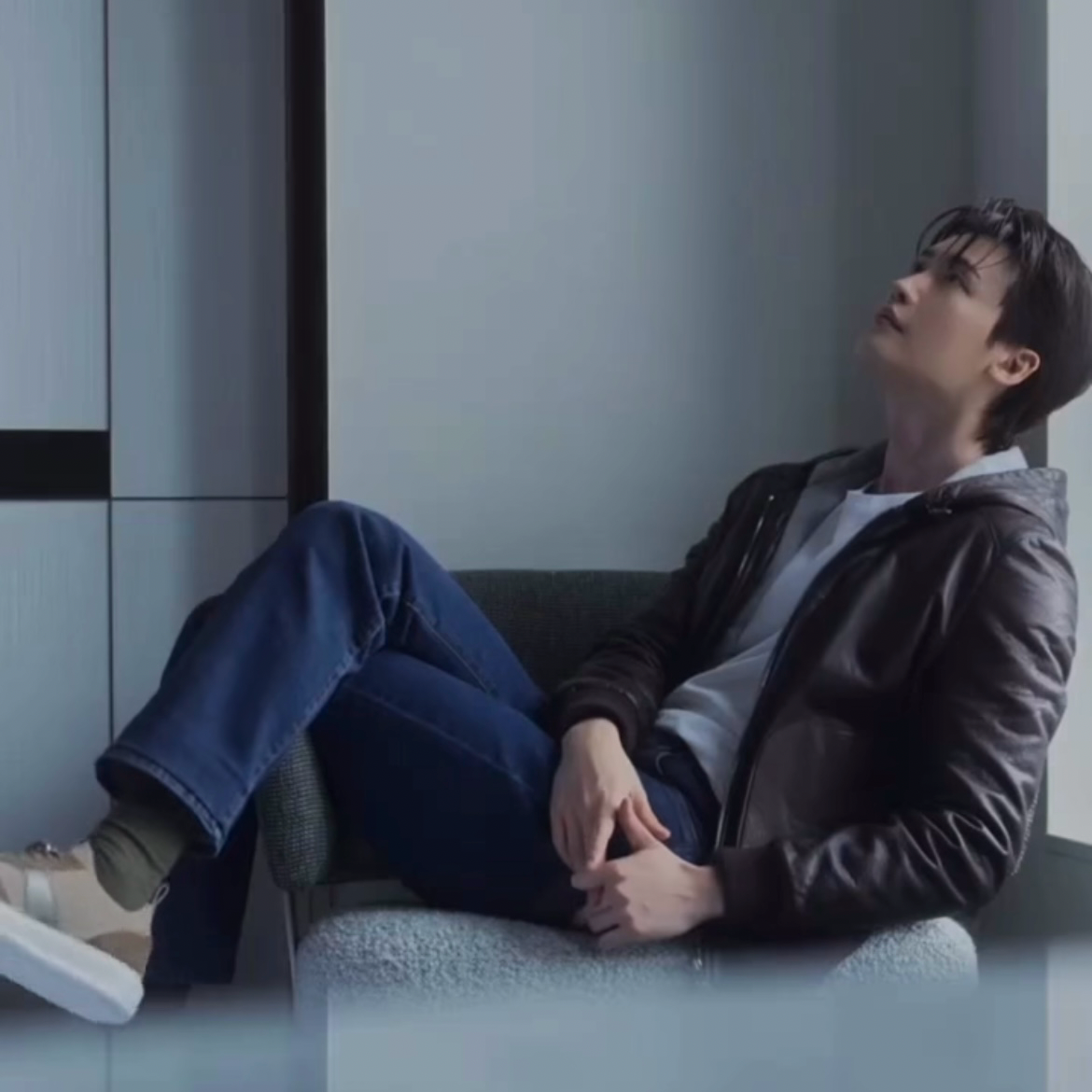 Latest photo of Lee Jongsuk