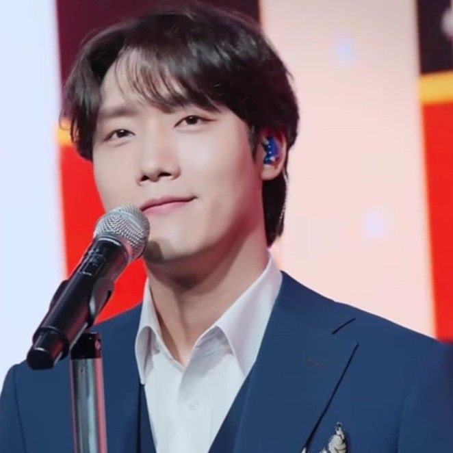 Latest photo of Choi Woojin