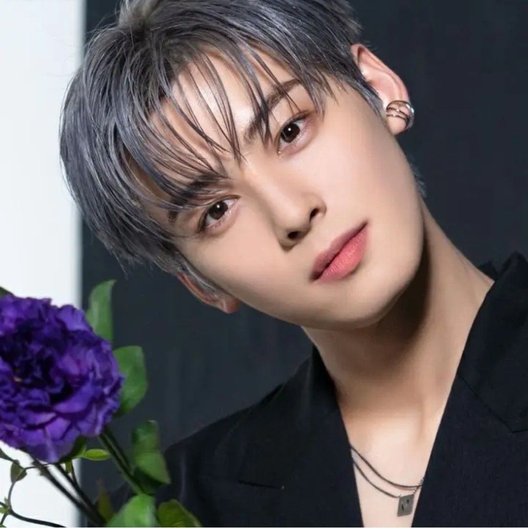 Cuplikan di balik layar dari Cha Eunwoo