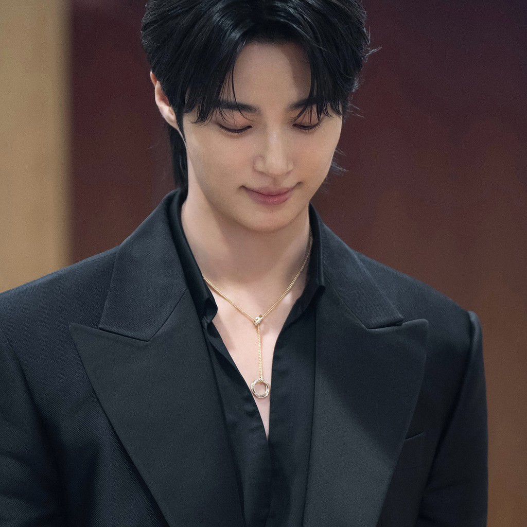 Latest photo of Byeon Wooseok