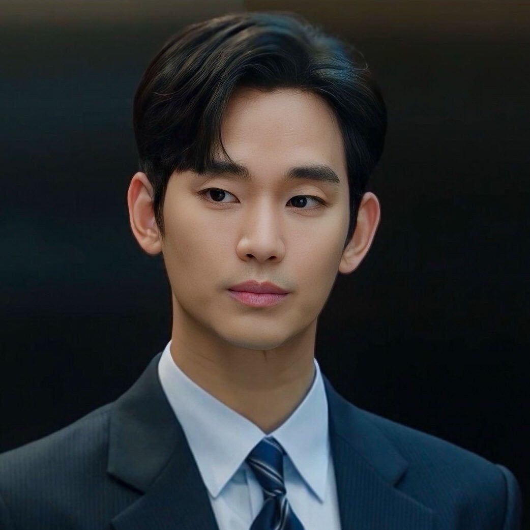 Behind-the-scenes cut of Kim Soohyun