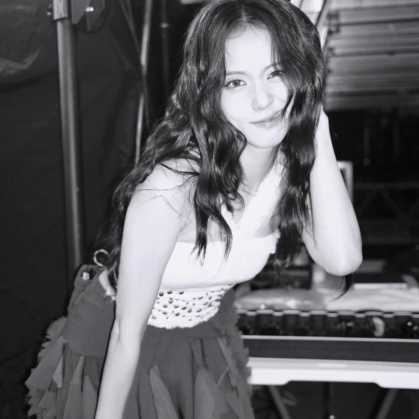 Behind-the-scenes cut of Jisoo (1995)