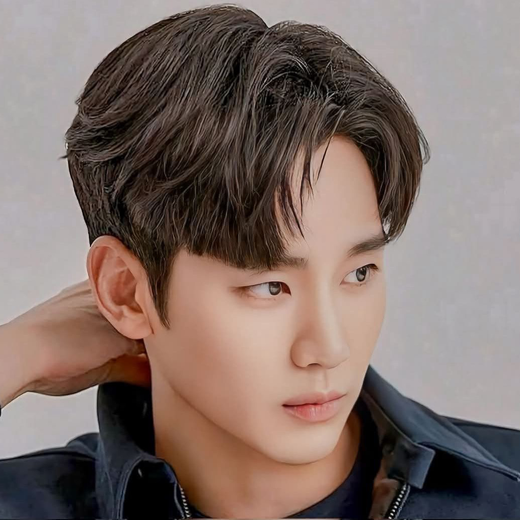 A moment captured by a fan of Kim Soohyun