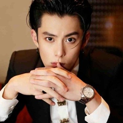 Behind-the-scenes cut of Dylan Wang