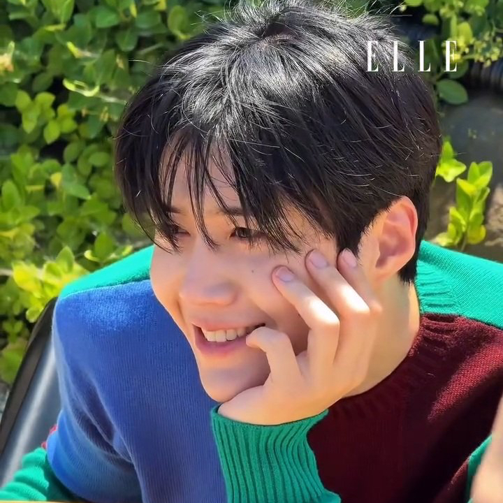 A moment captured by a fan of Kim Seonho