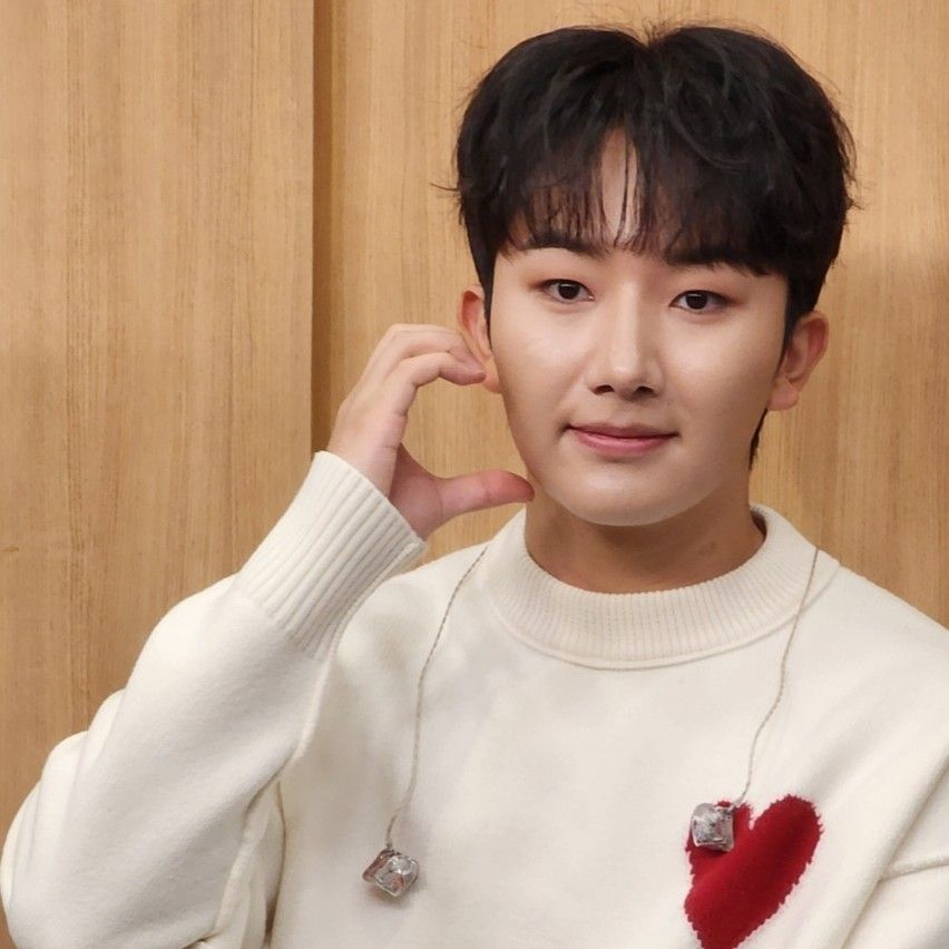 A moment captured by a fan of Nam Seungmin