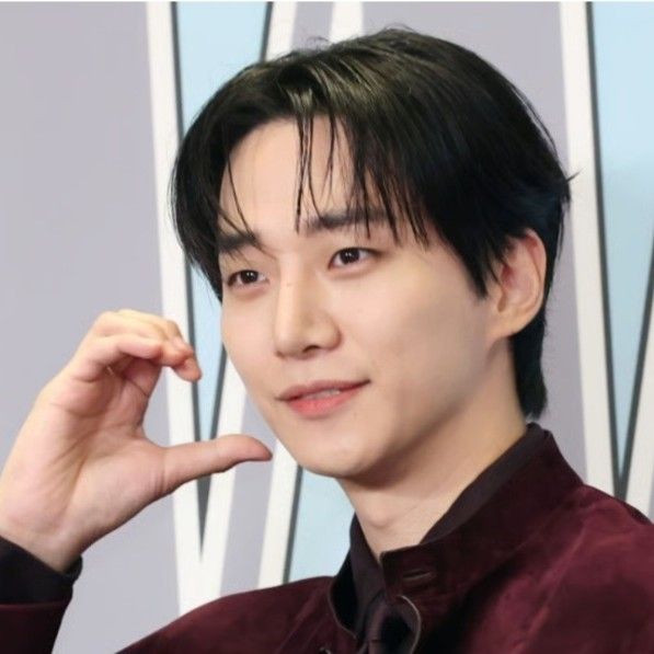 李俊昊的最新照片