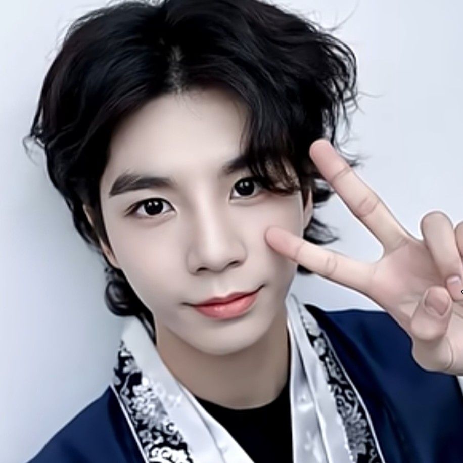 Cuplikan di balik layar dari Jeong Dongwon